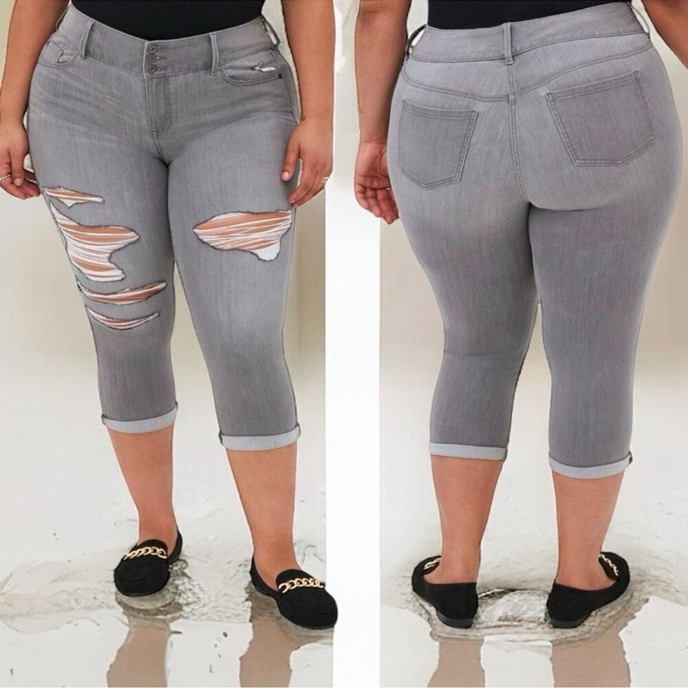 Torrid Crop Jegging Super Soft Gray Denim Jeans Sz 18 High Rise Distressed NWT